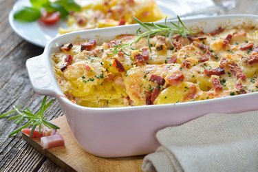 Potato gratin with bacon